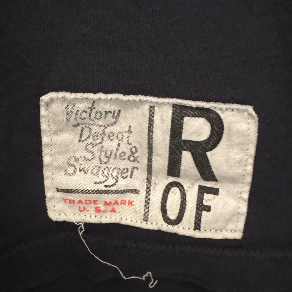 Ali Deer Lake 'Don't Quit' Quote Black Tee - Picture 3 of 6